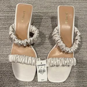 Express scrunched open toe heel!!